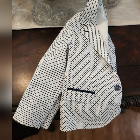 Manuel and Frank Boys Blazer - Picture 3 of 7